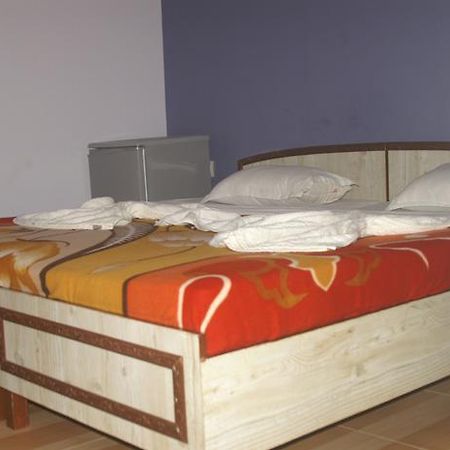 Oyo 7216 Kris Resort Goa Extérieur photo