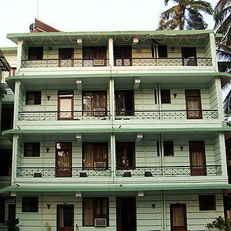 Oyo 7216 Kris Resort Goa Extérieur photo